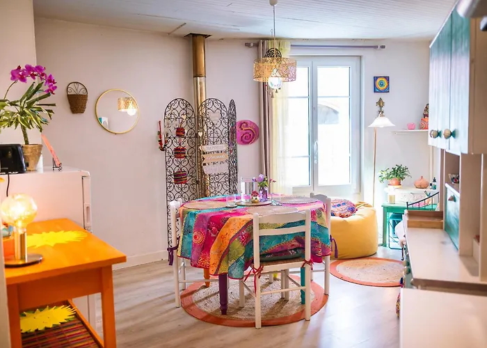 Petite Maison De Resource Avec Cuisine